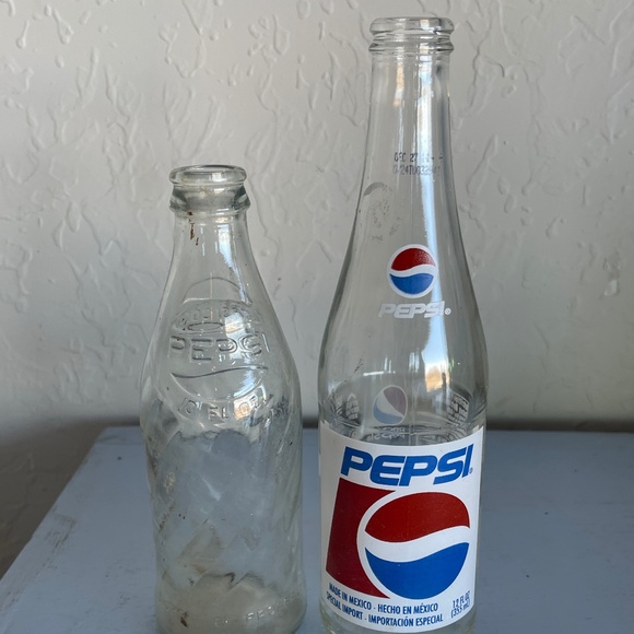 Lot of 2 Old Glass Pepsi soda pop bottles; clear & red white blue label vintage - Picture 1 of 8